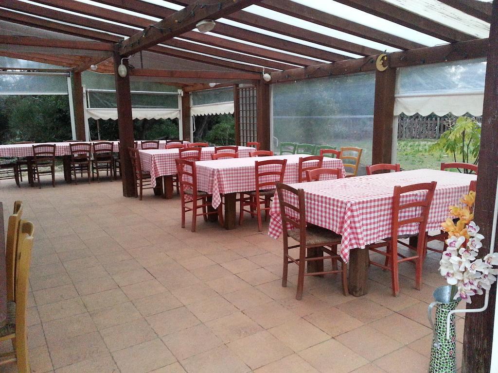 Bed and Breakfast Agriturismo "La Rosa Canina" Леричі Екстер'єр фото