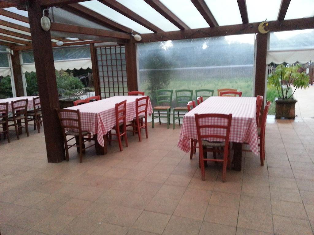 Bed and Breakfast Agriturismo "La Rosa Canina" Леричі Екстер'єр фото